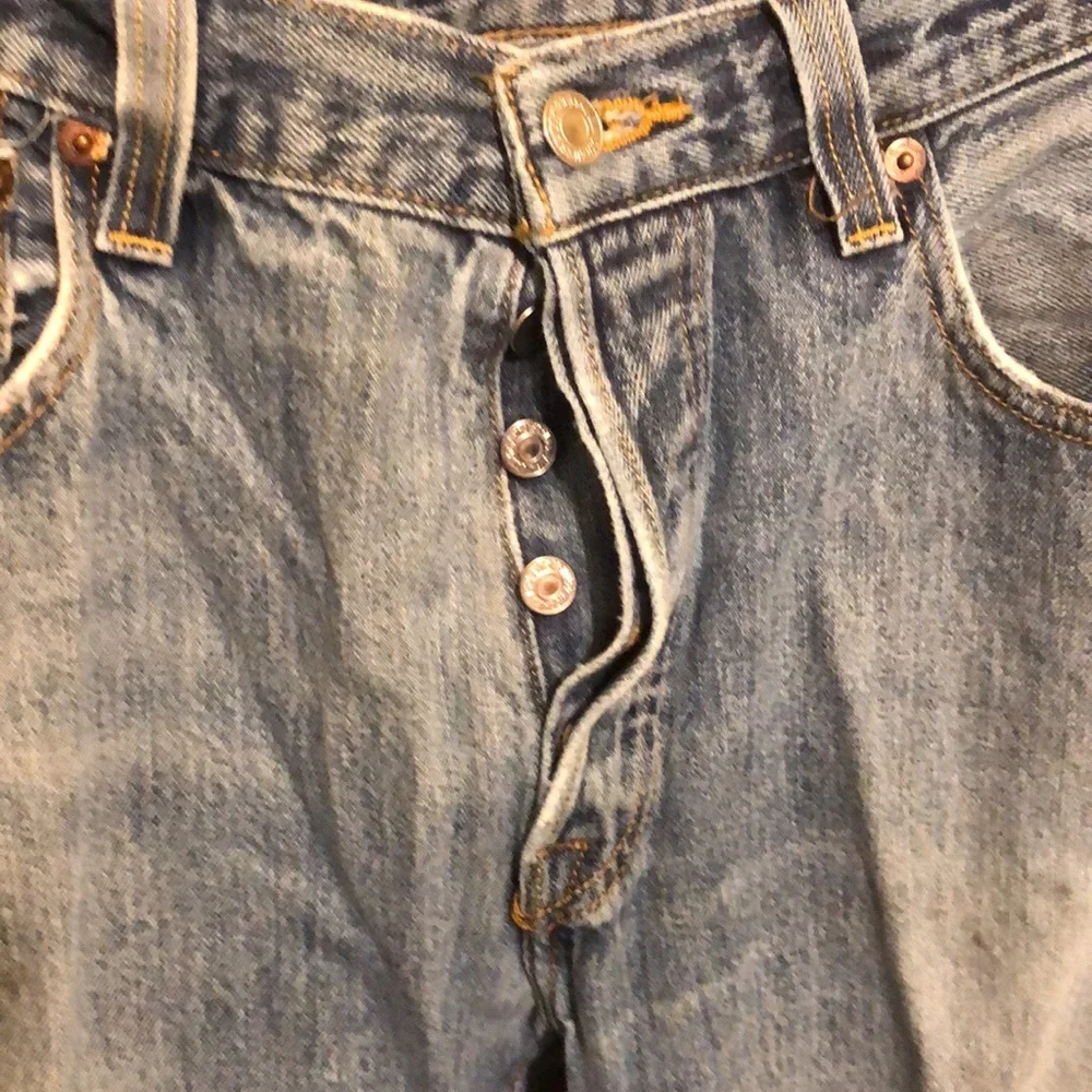 Levi's 501 Jeans Original Button Fly Medium Wash Cotton Straight Leg  34x36